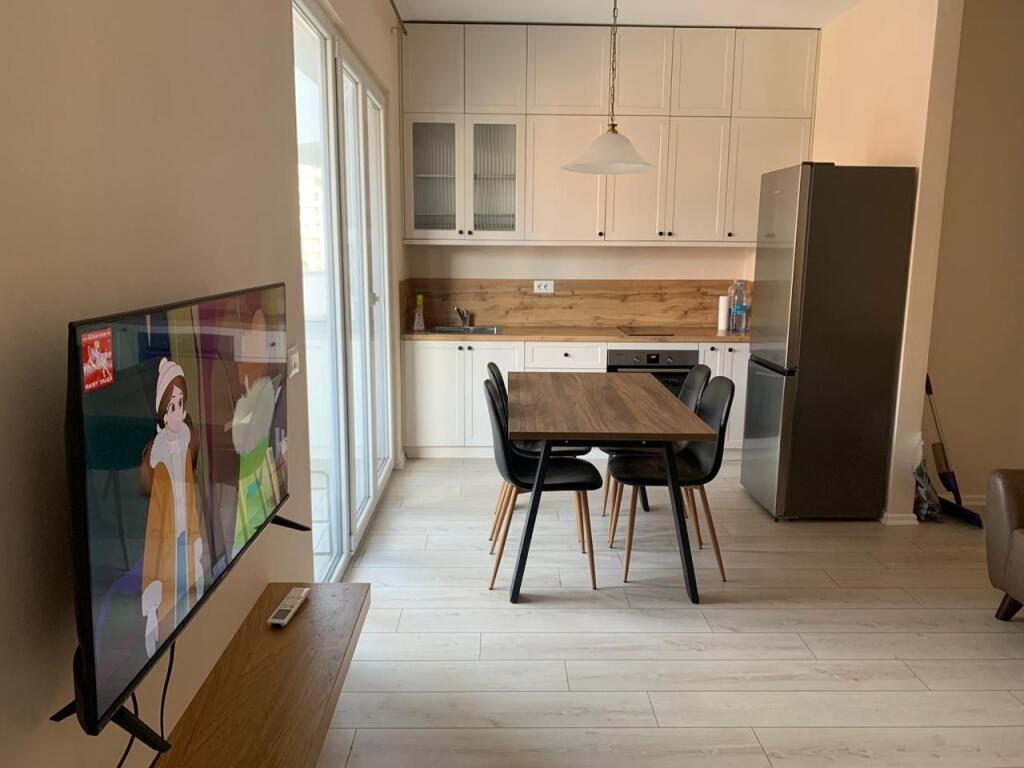 Apartament 1+1 per qira tek Green City ne Astir.