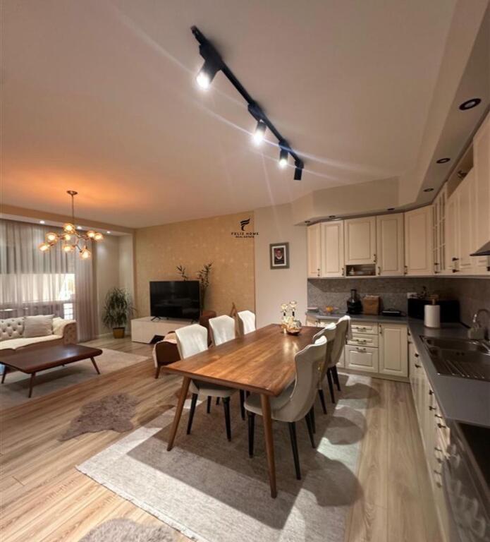 SHITET APARTAMENT 2+1+2 DON BOSKO 273.000 EURO