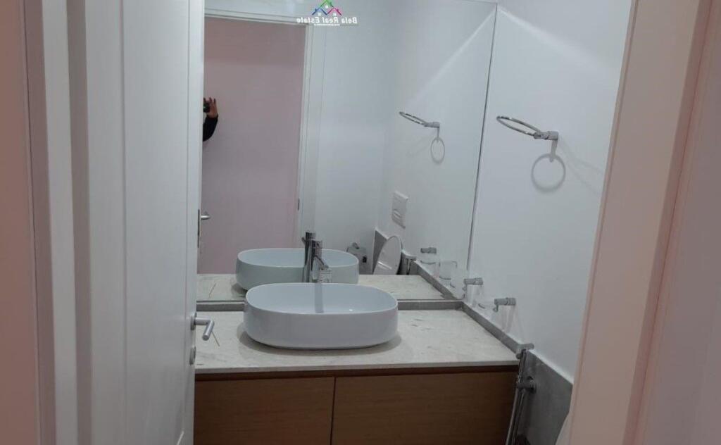 Vile 3-kateshe Ne Shitje Tek Vilat Gjermane(ID BV0121) Tirane