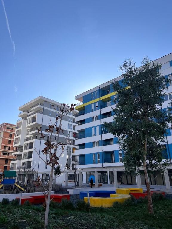 APARTAMENT 2+1 PER SHITJE, UNIVERS CITY