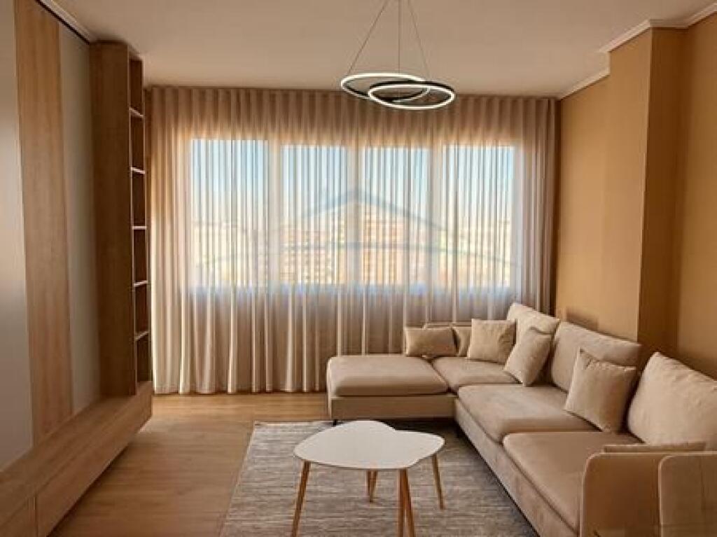 Shitet , Apartament 2+1 , Unaza e re