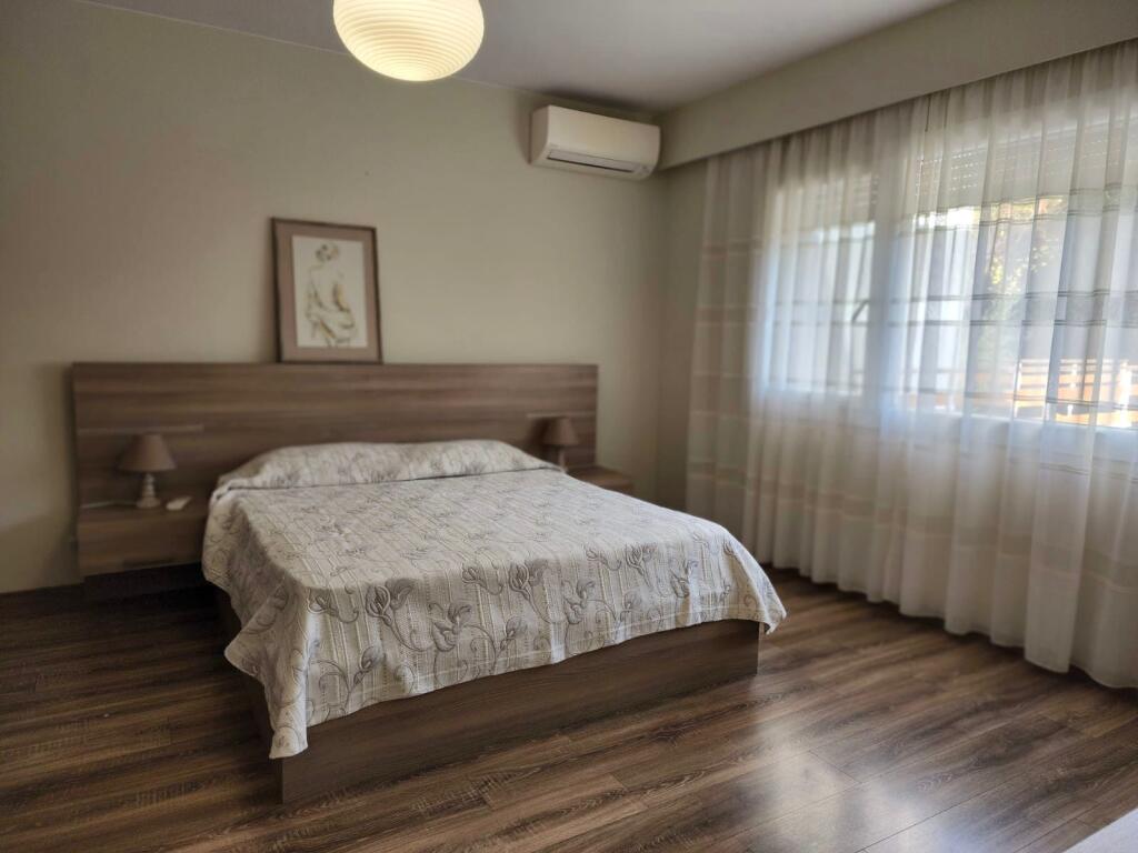 Affitto PREMIUM: 2+1+2wc +2 Posti Auto, presso Residenza Long Hill TEG - Arredamento Completo - Vita Confortevole in una Zona Esclusiva - 1.500 Euro/mese