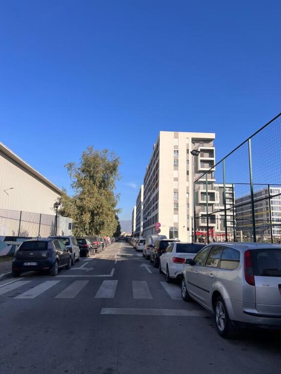 APARTAMENT 2+1 PER SHITJE, UNIVERS CITY