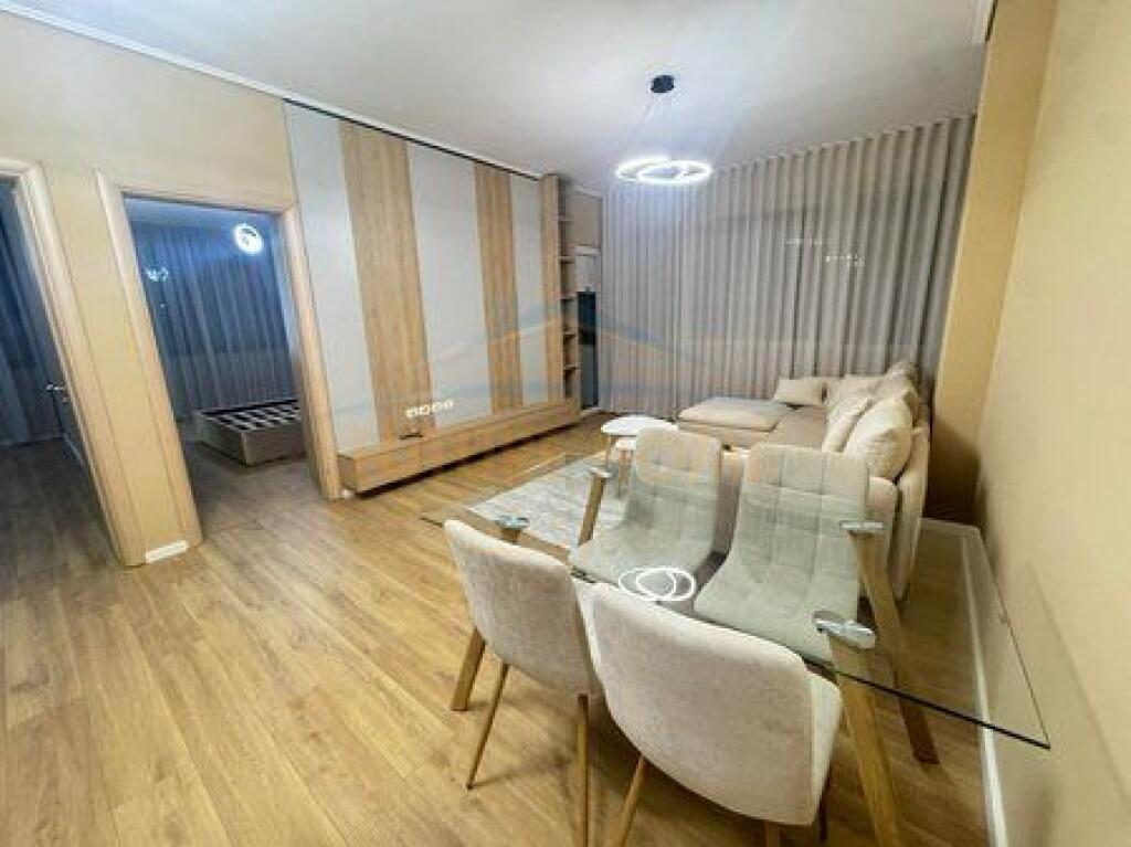 Shitet , Apartament 2+1 , Unaza e re