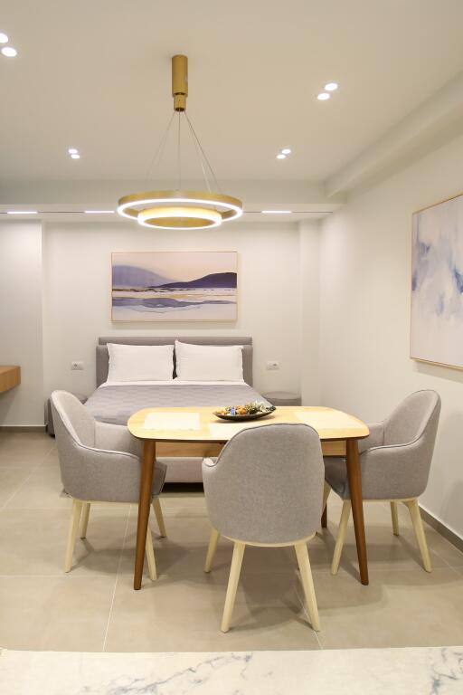 Jepet me qira garsoniere ne lungomare