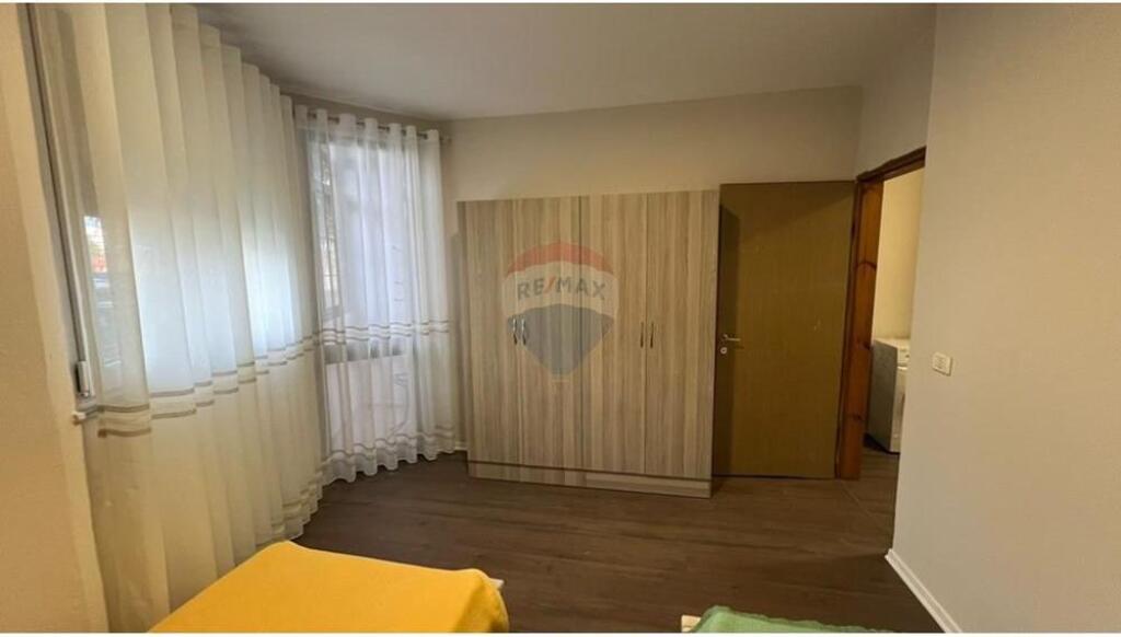 Appartamento - In Affitto - Ex Campo di Aviazione, Tirana