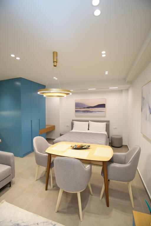 Jepet me qira garsoniere ne lungomare