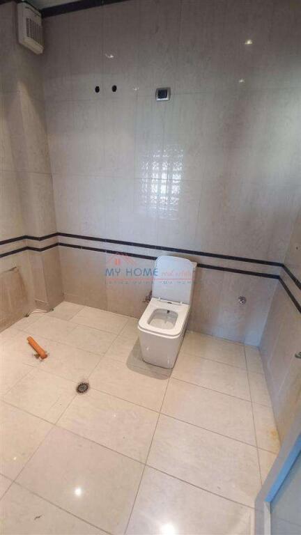 2+1 Apartment for Sale at the Artificial Lake in Tirana