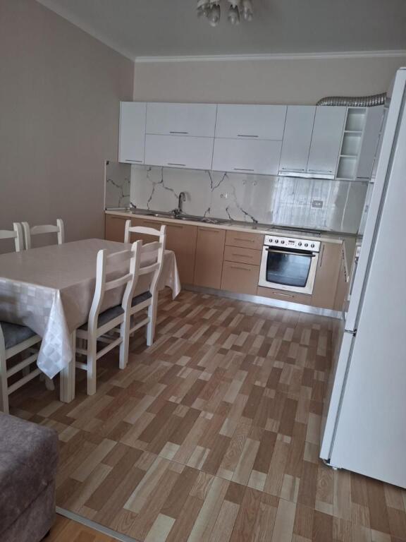 Shitet super apartament 2+1+2Wc në Don Bosko!