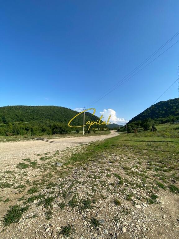 LAND FOR RENT 6000 M2 PEZE HELMES 3000 EURO