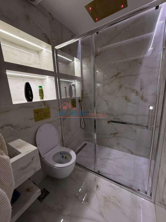 Garsoniere me qera tek 21 Dhjetori ne Tirane