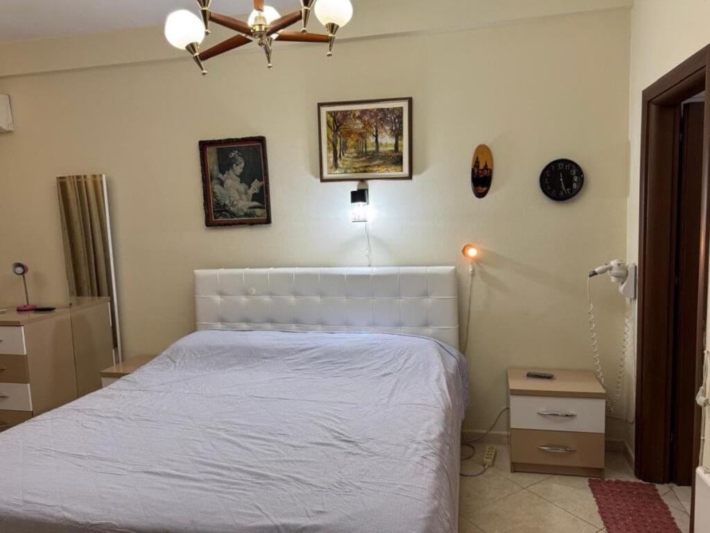 Appartamento In Affitto 3+1+2 Al Viale Zogu I Pare (ID B230158) Tirana.