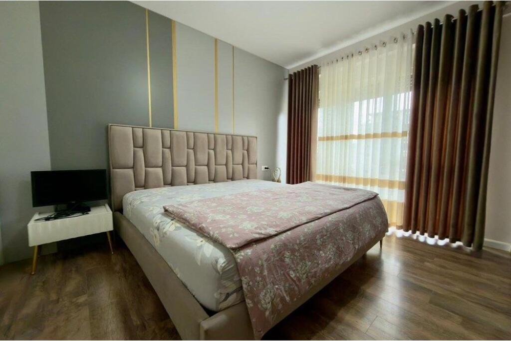 Ne shitje apartament 2+1 ne zonen e Xhamllikut!