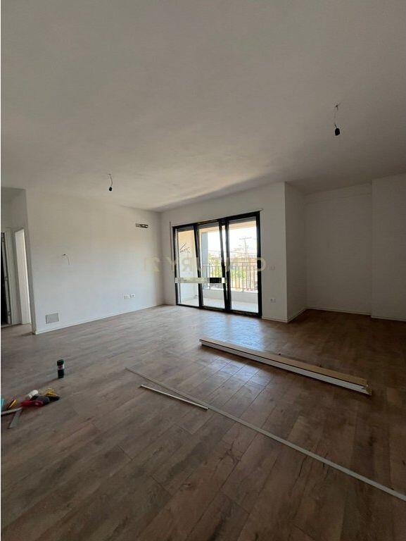 BULEVARDI I RI, SHESIM APARTAMENT 1+1