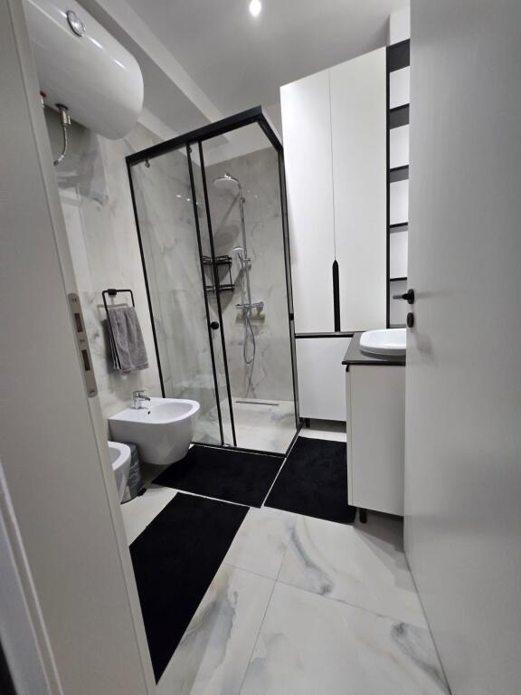 Apartament per qera 2+1+2 te Kodra e diellit