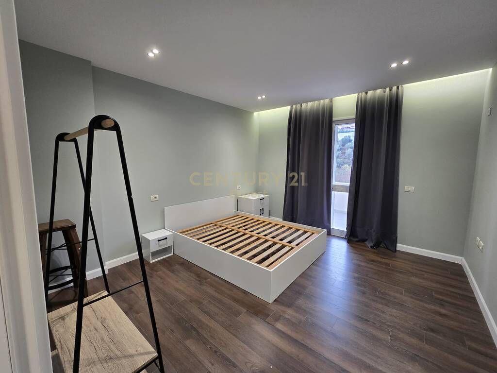 Apartament 2+1+2 per shitje tek Kopshti Botanik