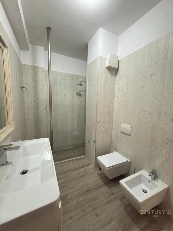 Apartament 2+1+2 per shitje tek Kika 2, Komuna e Parisit