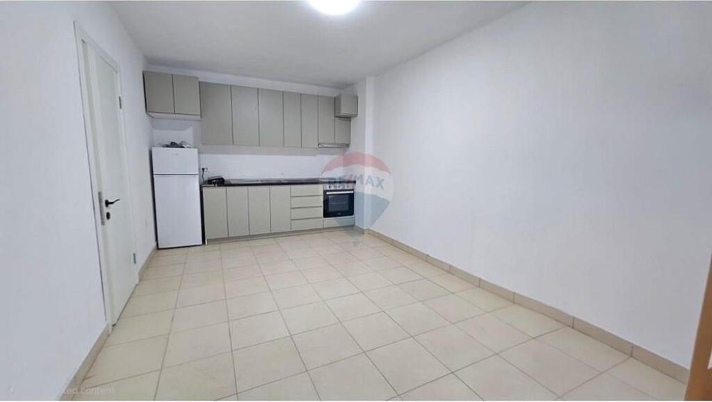 Apartment 1+1 for rent on 5 Maji street!
