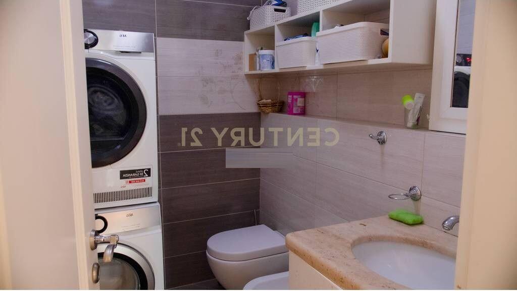 SHITET APARTAMENT SUPER PREMIUM – LIQENI ARTIFICIAL, NGJITUR ME KOPSHTIN ZOOLOGJIK