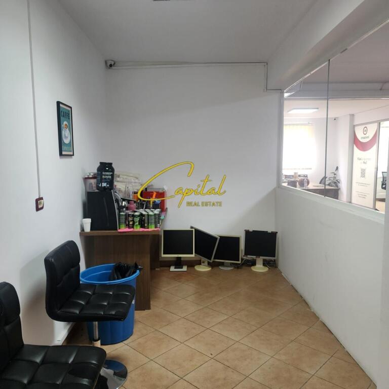 BUSINESS PREMISES FOR RENT 120 M2 FORMER PARK 80,000 LEKE