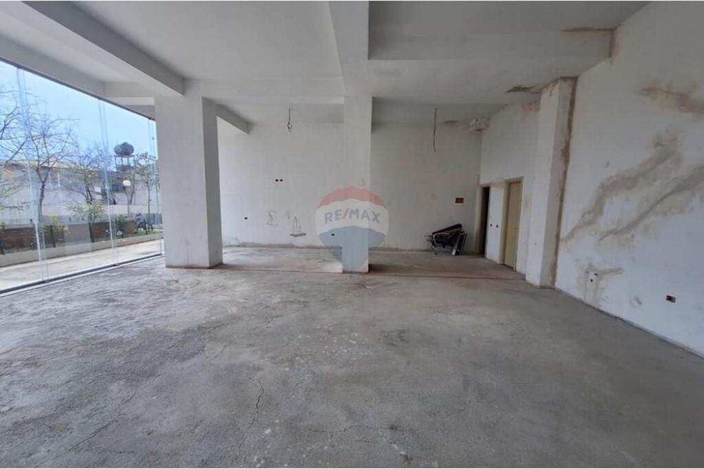 Shop - For Sale - KMY, Tirana(ID: 530411012-156)