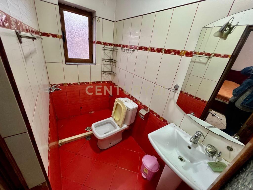 FOR RENT, APARTMENT 160 M2 2+1+2 with 2 PARKING SPACES‼️ 550 € /month