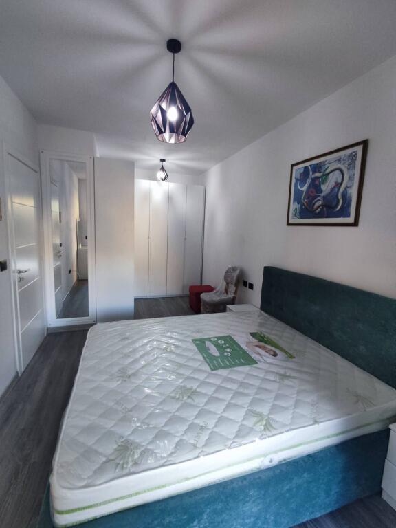 Apartament 1+1 me qera ne currila