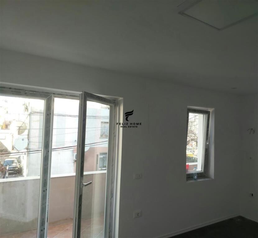 UFFICIO IN AFFITTO 60 M2 VIA BARDHYL 60.000 LEKE