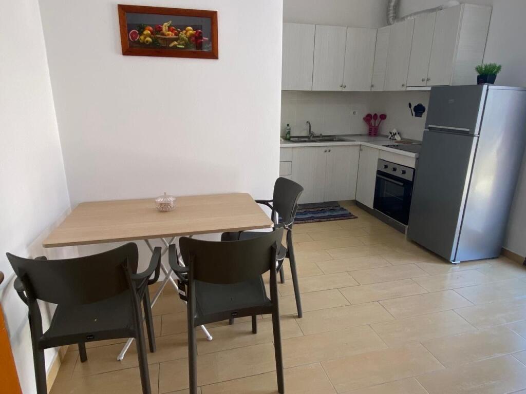 Apartament kat i fundit, Vlorë qendër