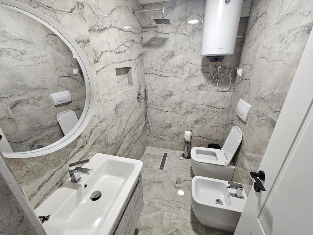 Apartment For Rent 3+1 at Zogu i Pare Boulevard (ID B230129) Tirane​