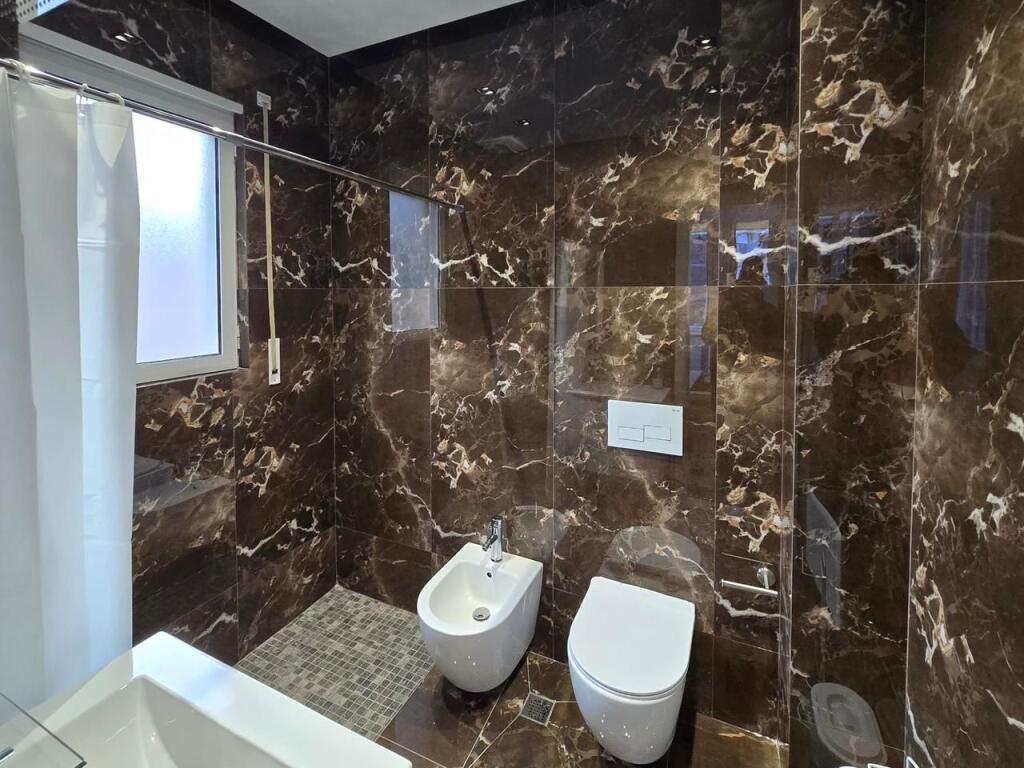 Apartament 2+1 per qira tek Kopshti Botanik