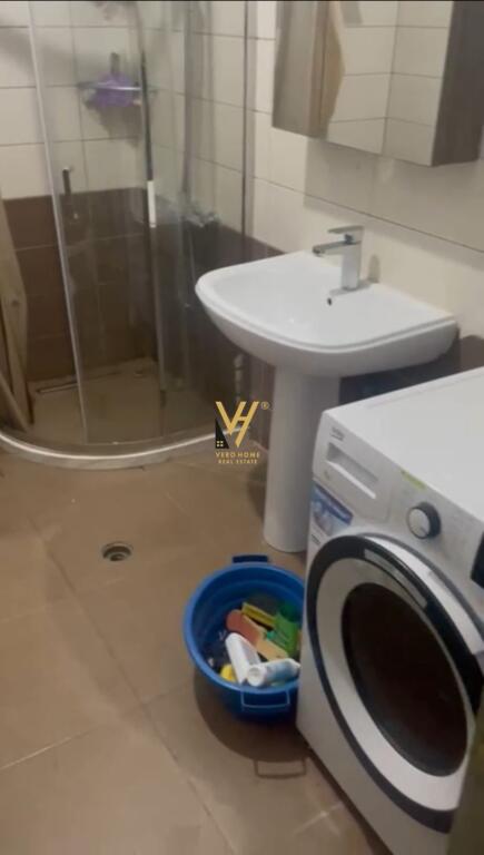 JEPET APARTAMENT 2+1+BLK ME QERA NE FRESK 45.000 LEKE