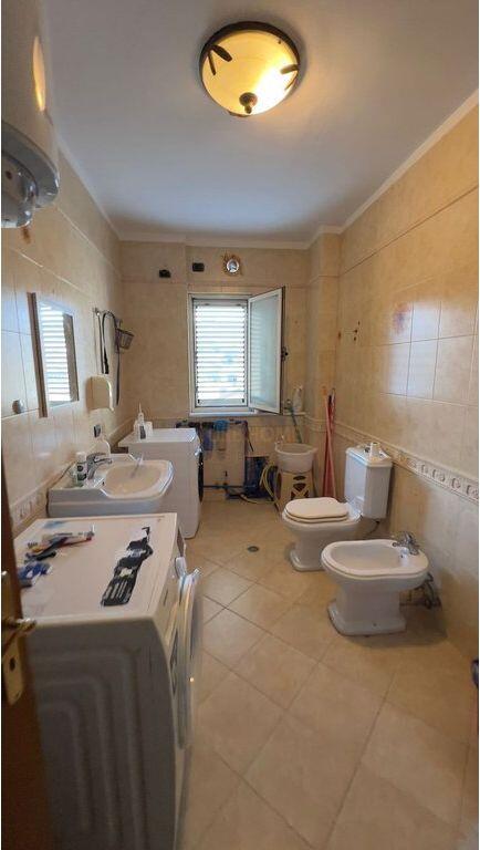 Qera, Apartament 2+1 , Liqeni Artificial, Tiranë.