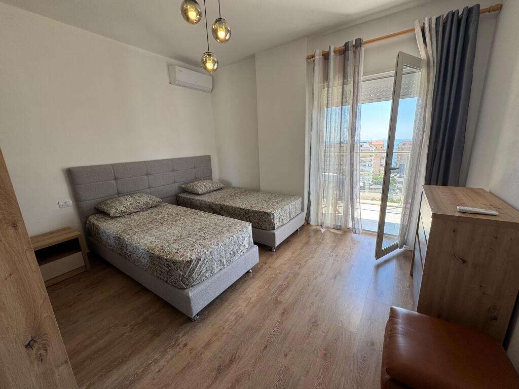 Jepet me qera apartament 2+1+2