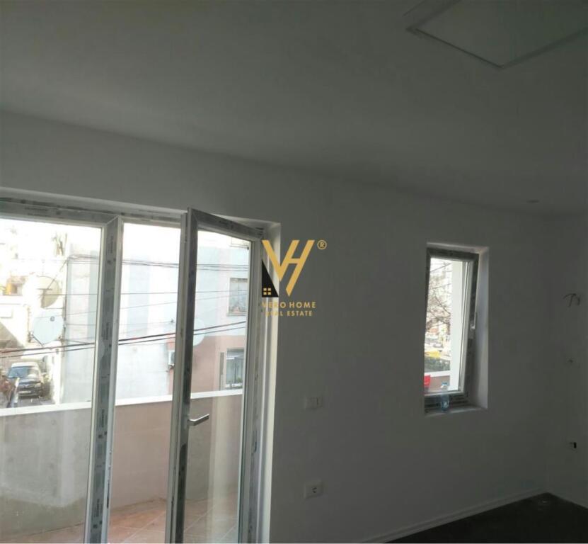 JEPET APARTAMENT 1+1+BLK ME QIRA TE RRUGA BARDHYL 53.000 LEKE