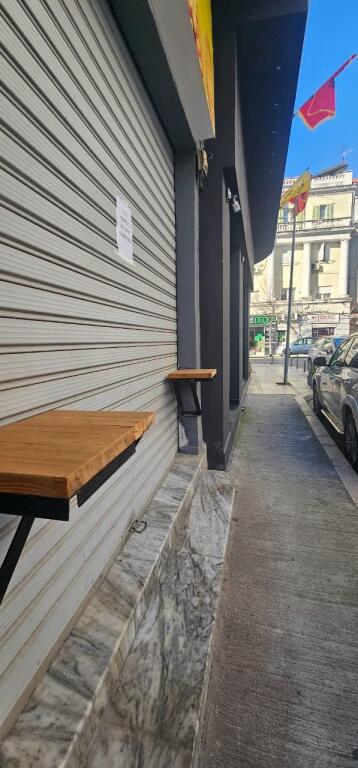 JEPET ME QERA AMBIENT BIZNESI (DYQAN-ZYRE) PRAN BLUE STAR DURRES