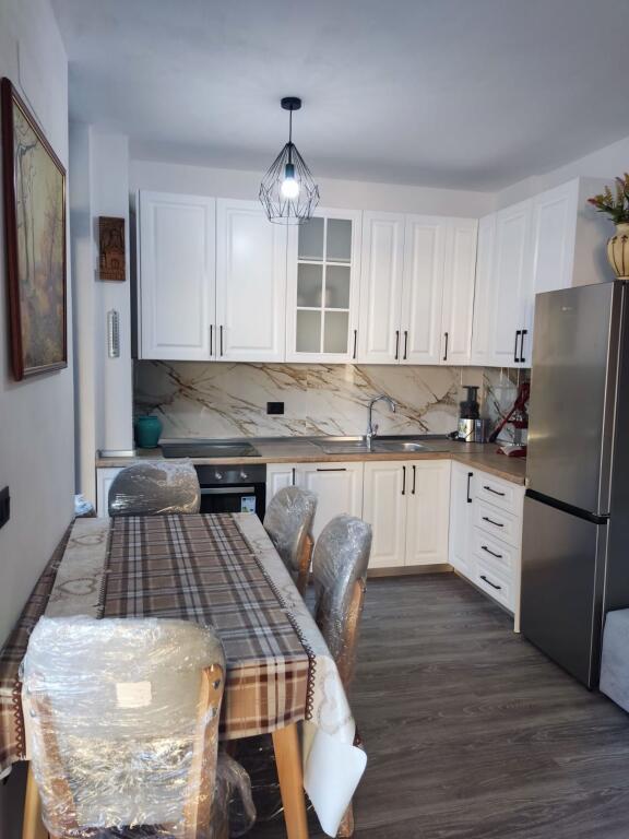 Apartament 1+1 me qera ne currila