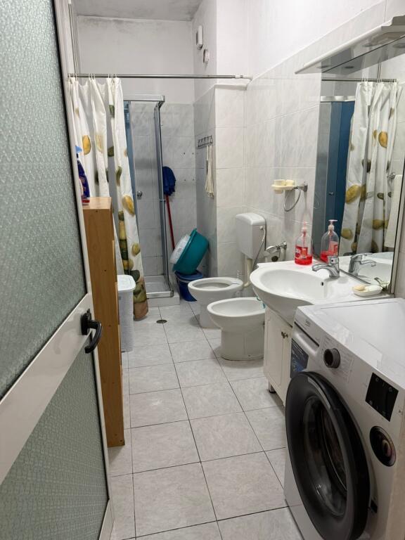 Ap 1+1 me qira Tek Rr. Vace Zela Rr. E Kavajes