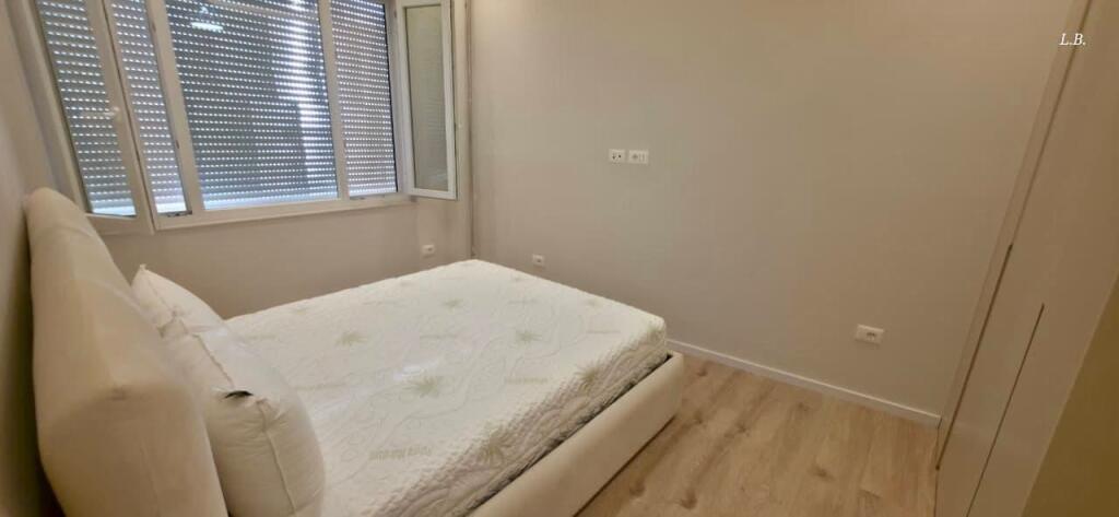 🏡 Jepet me qira apartament 1+1 📍 Qendër, Tiranë – tek 9-katëshet
