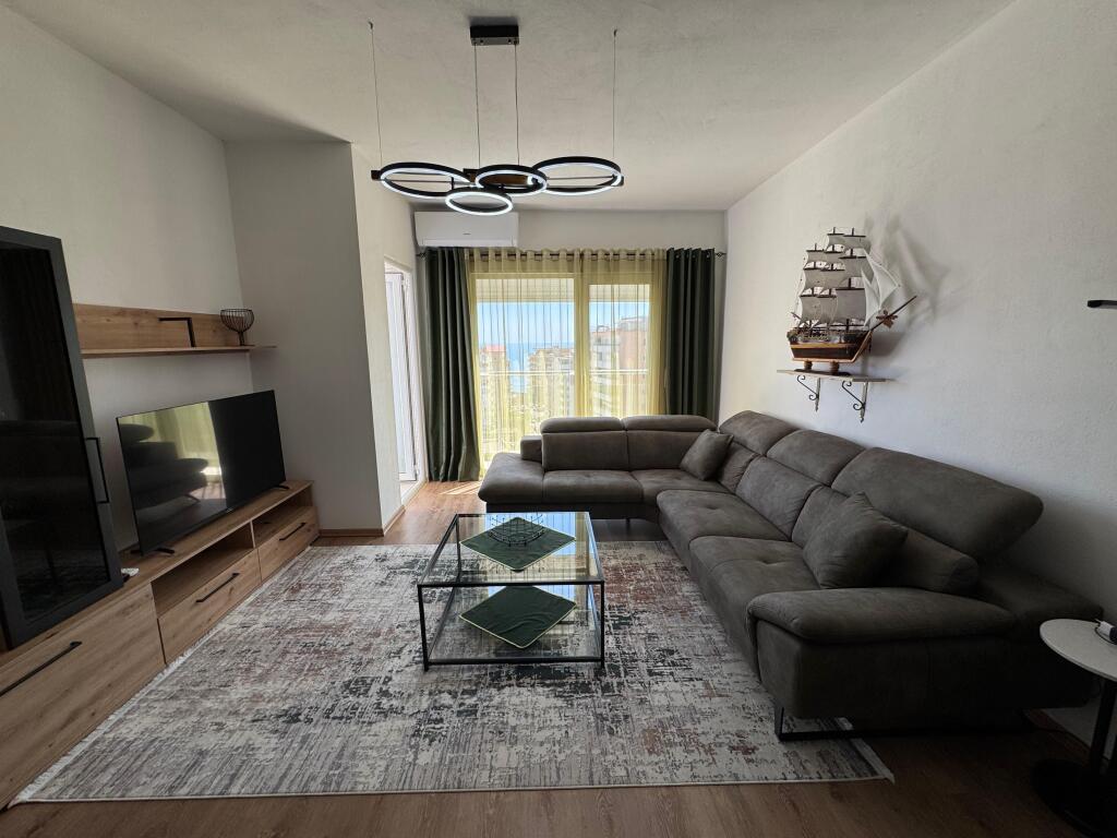 Jepet me qera apartament 2+1+2