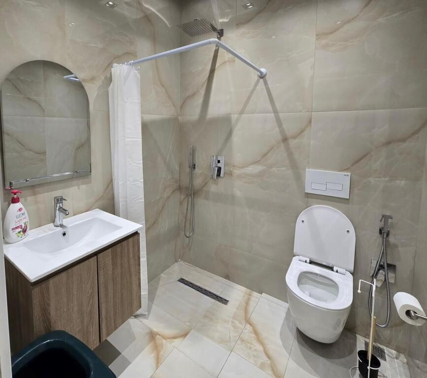 Apartament 2+1 per qira tek Kopshti Botanik