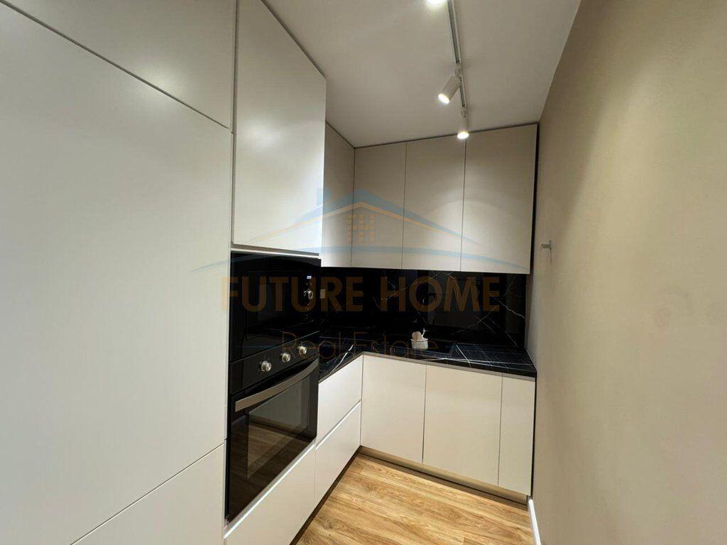 Rent, Duplex 2+1+2, Center, Tirana.