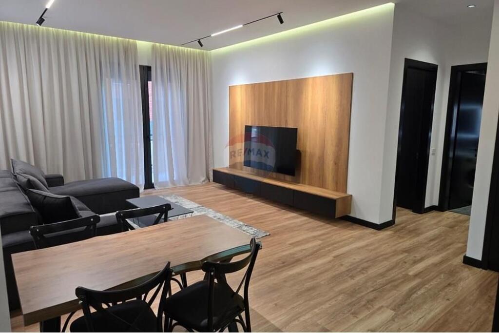 APARTAMENT LUKSOZ 1+1 ME QIRA TEK DELIJORGJI