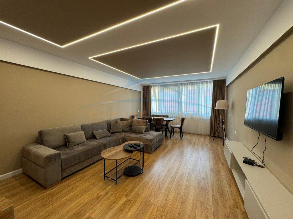 Rent, Duplex 2+1+2, Center, Tirana.