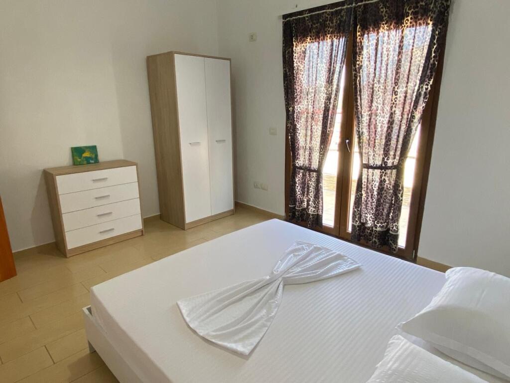 Apartament kat i fundit, Vlorë qendër