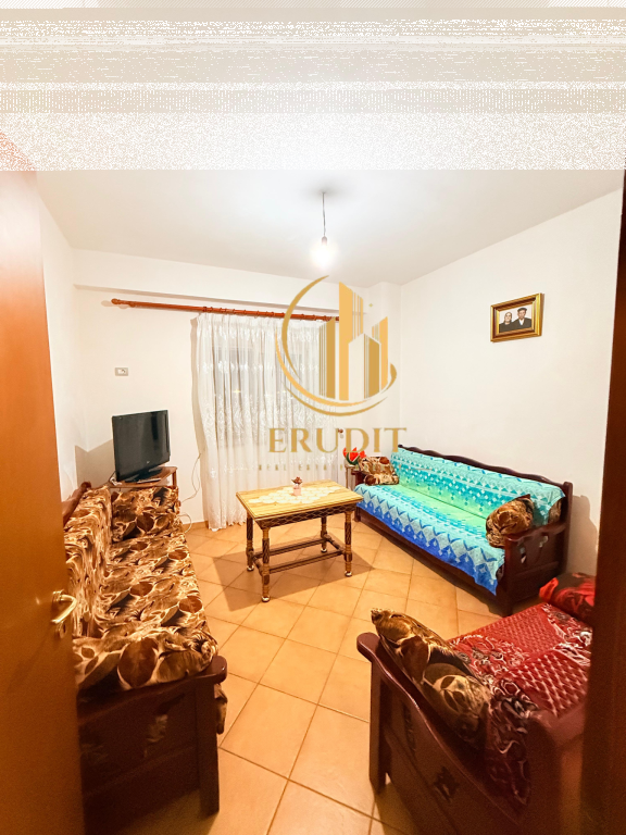 Shitet apartament 3+1+2 në Skelë,Vlorë
