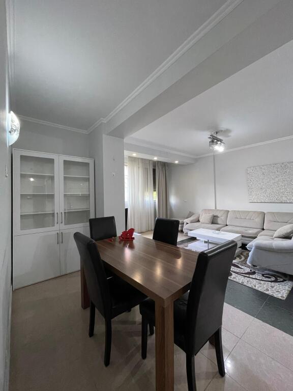 🏠 Shitet Apartament 3+1+2+depo📍 Rruga e Kavajës