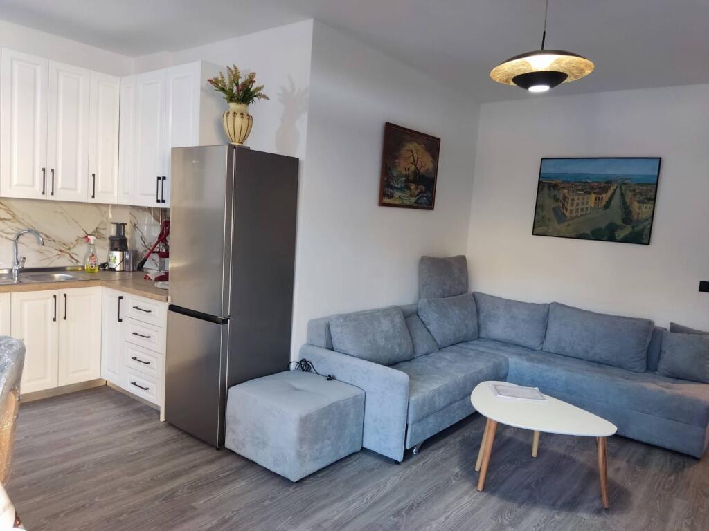Apartament 1+1 me qera ne currila