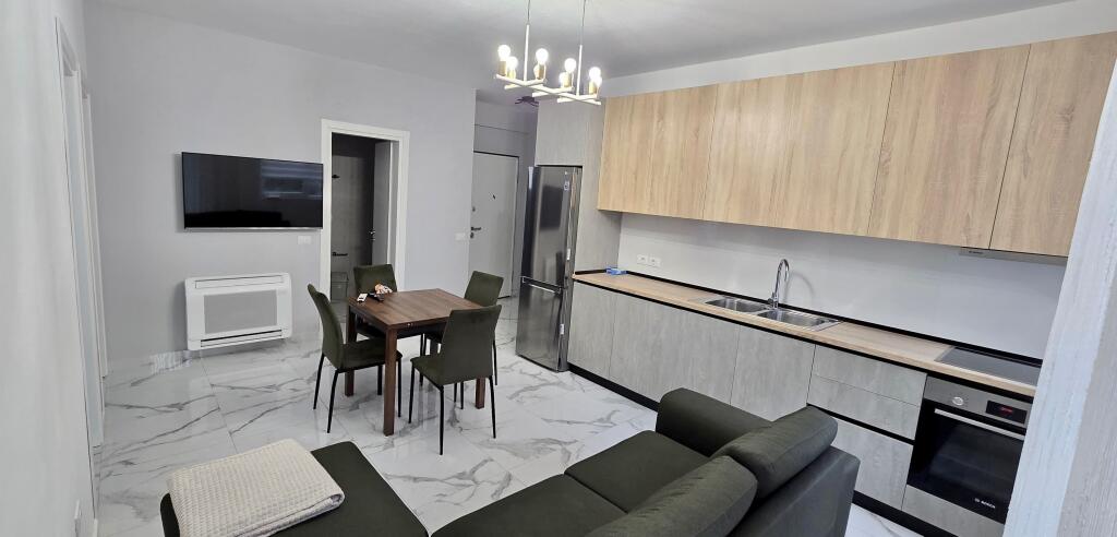 📣 QERA Apartament 2+1 📍 Kompleksi FZ, Liqeni i Thate 🛣️ Rruga "Hamdi Sina" ✨