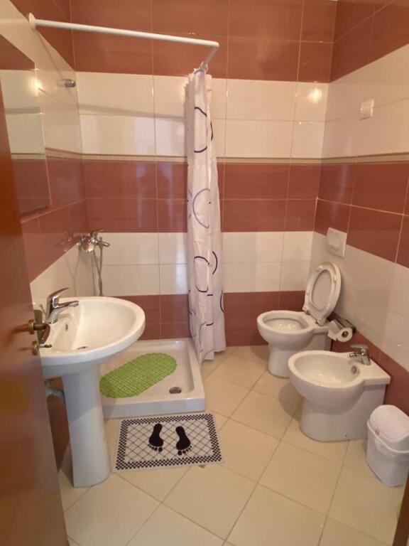 Apartament kat i fundit, Vlorë qendër